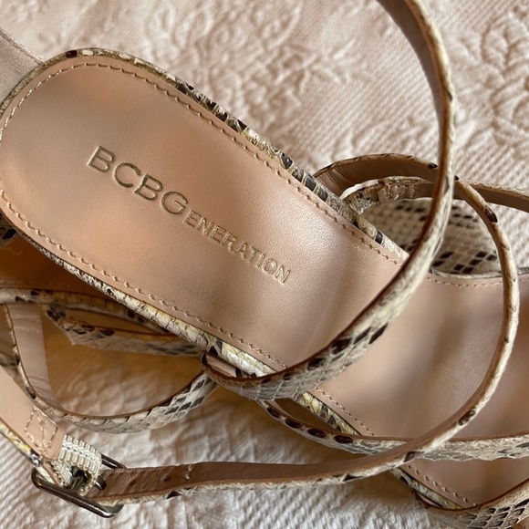 BCBGeneration snakeskin sandal - Picture 3 of 6